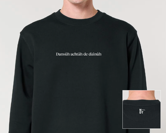 Sweater dansûh achtâh de dùinûh